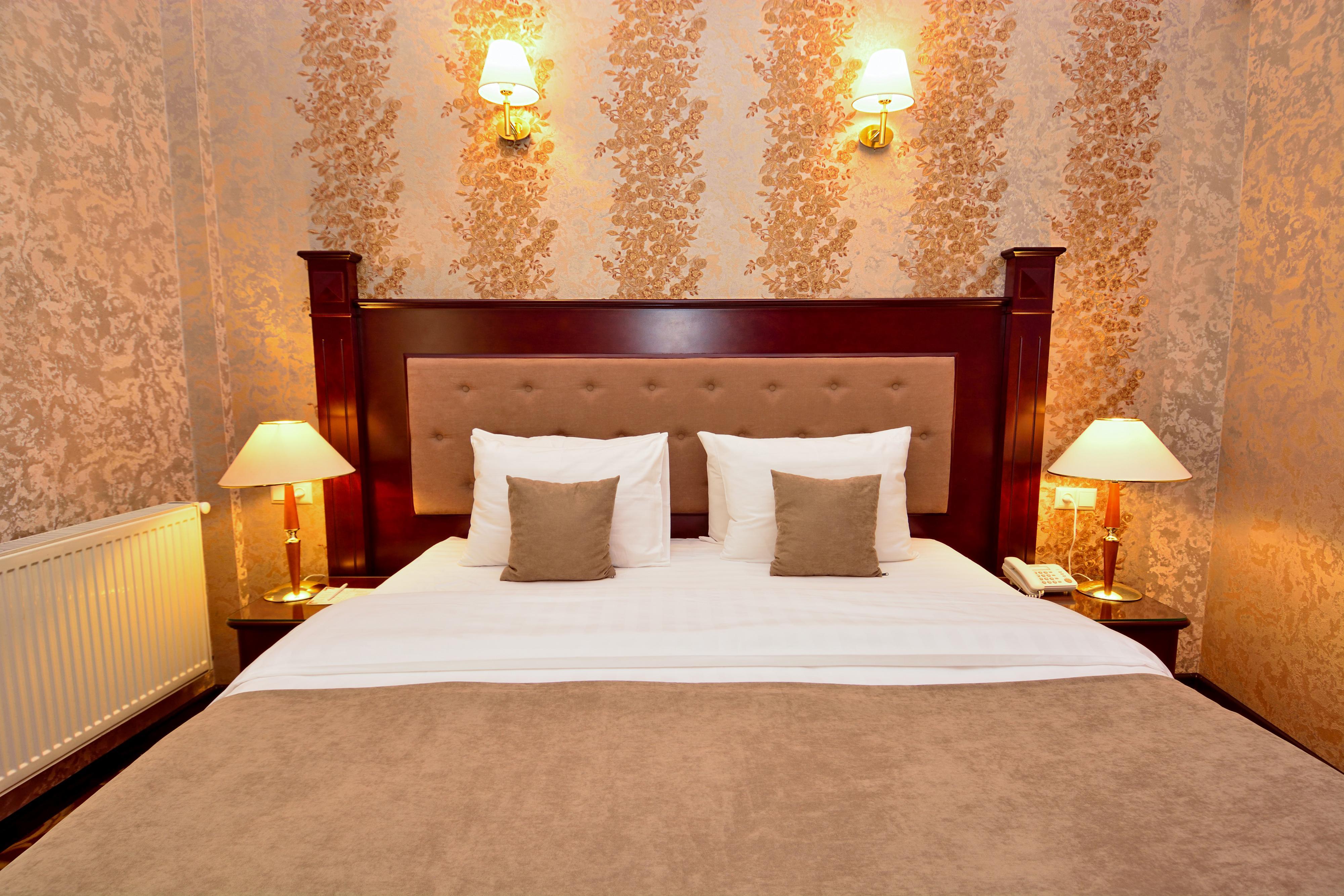 River Side Hotel Tbilisi Esterno foto A bedroom
