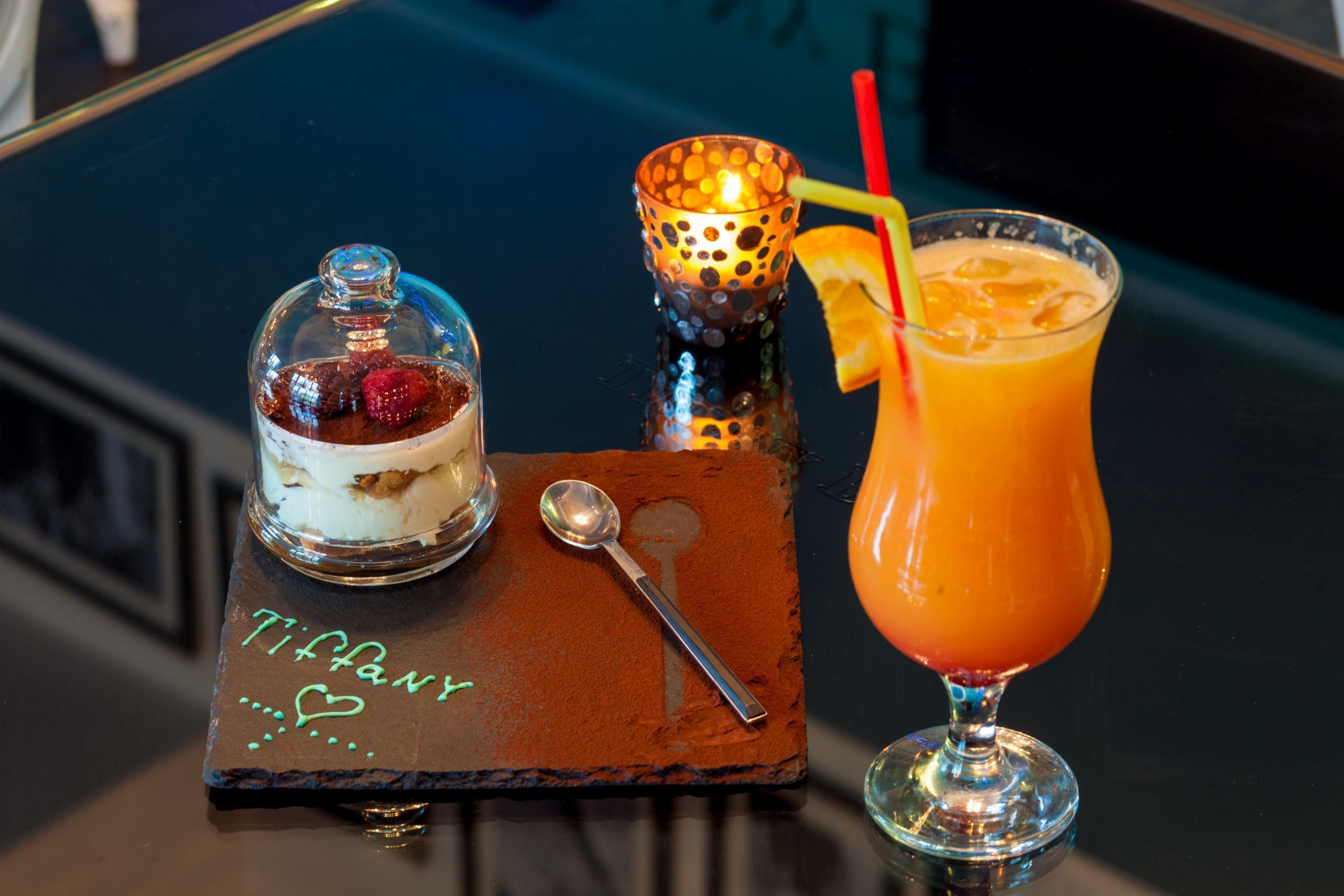 River Side Hotel Tbilisi Esterno foto A non-alcoholic cocktail